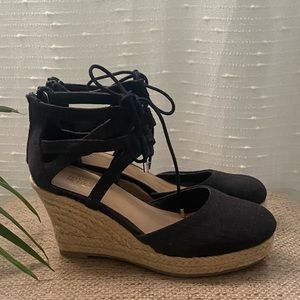 NWOT Black Canvas Espadrilles Wedge